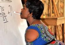 See how Ghanaian teacher with no arms teaches her pupils holding chalk with her mouth