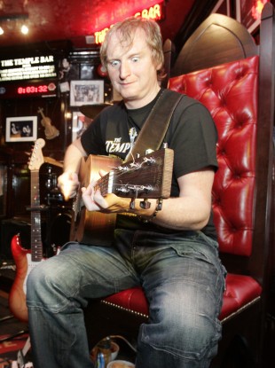 Irishman attempts Guinness World Record of playing the guitar for 101 hours straight
