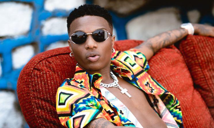 WAHALA DEY O!! See What A Lady Offers Wizkid To Have Tickets To His Show » Naijaloaded